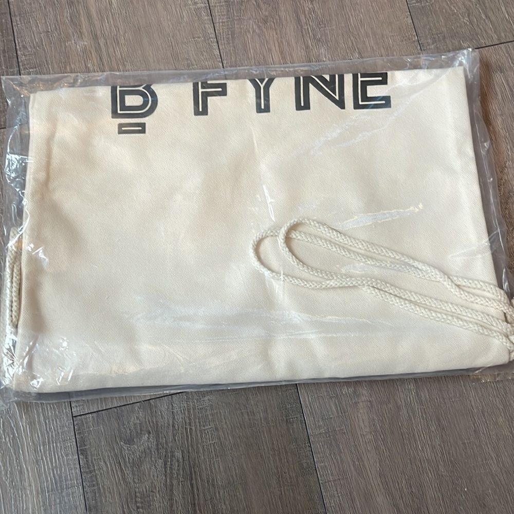 BFYNE Creme Canvas Backpack - Picture 3 of 3